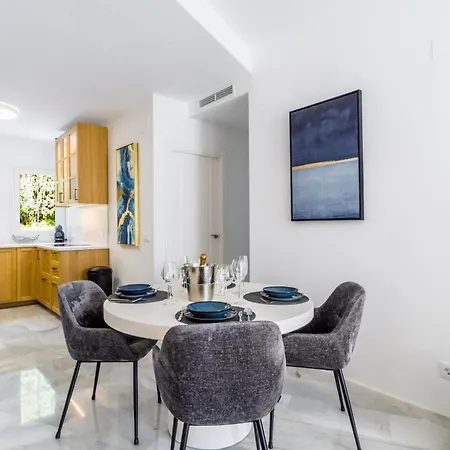 Real - Newly Reformed Apartment Marbella
